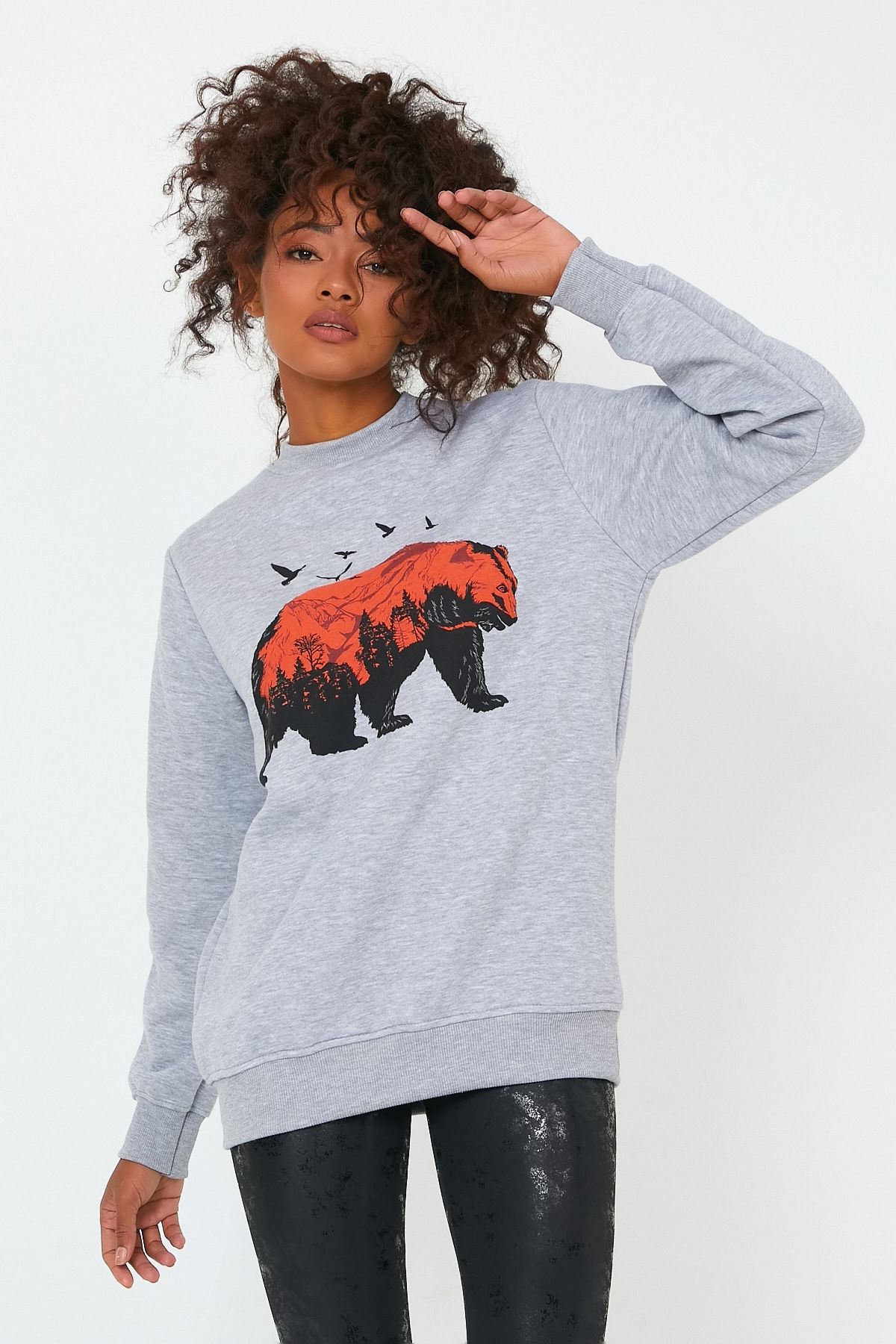 Store%20Kadın%20Sweatshirt%20Içi%20Polarlı%20Baskılı%20Oversize%20Outdoor%20Sweatshirt